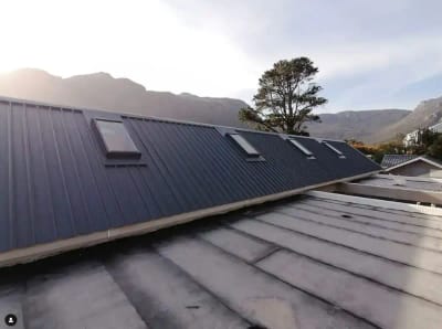Watertight roof seal